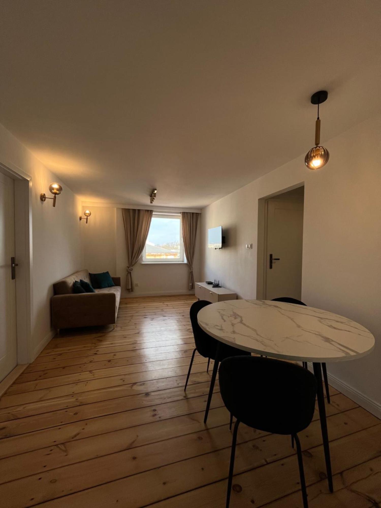 Brickller Apartments By Letrent Zyrardow Luaran gambar